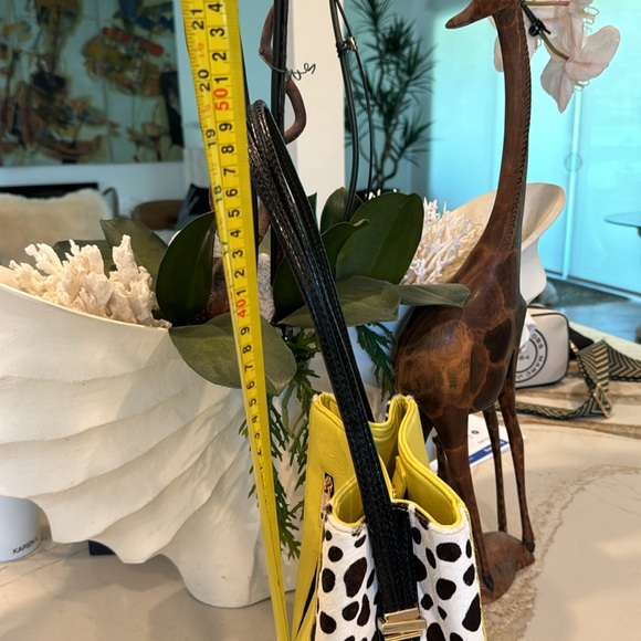 Stunning  maze color leather bag with pony hide sides and adjustable strap💕💕 - Picture 6 of 16